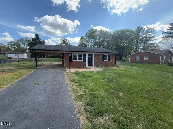 1604 Banbridge Rd, Kernersville, NC 27284