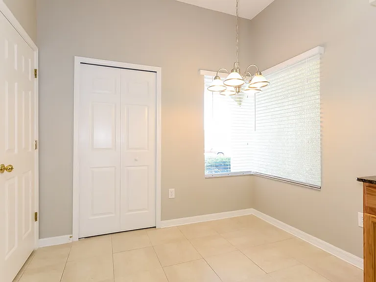 11025 Whittney Chase Dr — Photo 6