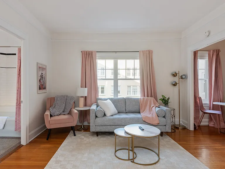 2015 NW Flanders St #408 — Photo 11