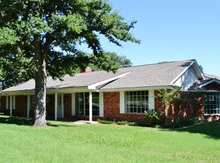 5817 Azteca Dr, Fort Worth, TX 76112