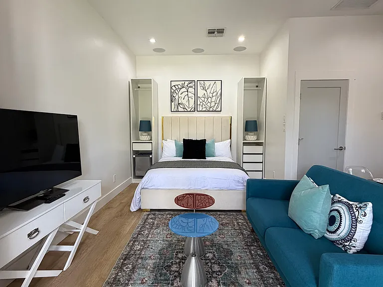 1807 E Campbell Ave — Photo 10