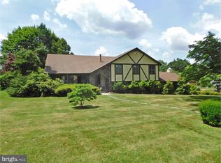 3660 Albidale Dr, Huntingdon Valley, PA 19006