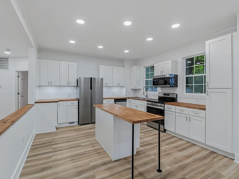 1829 Brandau St #1 — Photo 8