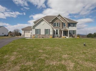 402 Corey Ct, Nazareth, PA 18064