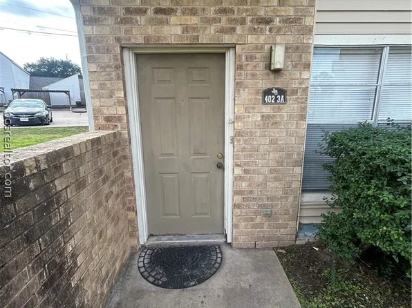 402 Summer Ct #3, College Station, TX 77840