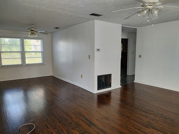 5th image of 648 N 9th Plz