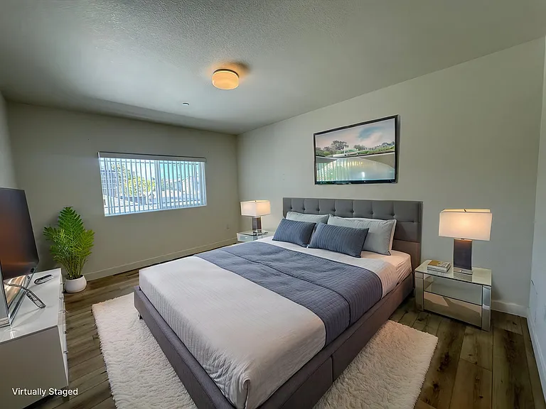 4077 Inglewood Blvd — Photo 19