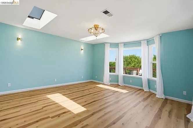 2269 Cypress Ave — Photo 19