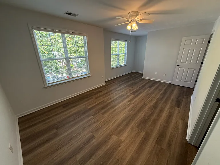 16936 Bridgeton Ln — Photo 11