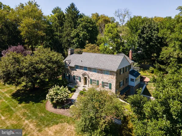 669 Richards Rd, Wayne, PA 19087