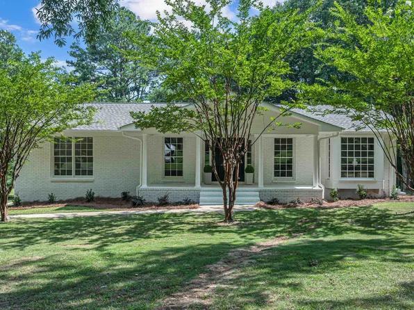 7051 Greenwood Ln, Leeds, AL 35094