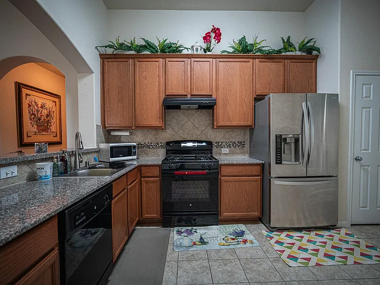 4138 Falvel Shadow Creek Dr — Photo 9