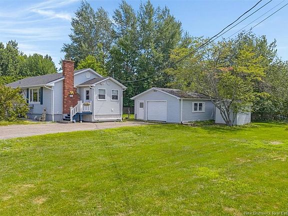 2nd image of 10 Donlyn Dr