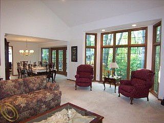 4th image of 6549 Parkview Dr