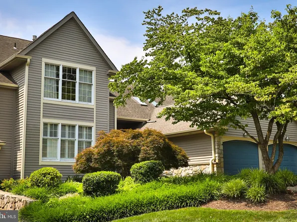 1767 Oak Hill Dr, Huntingdon Valley, PA 19006