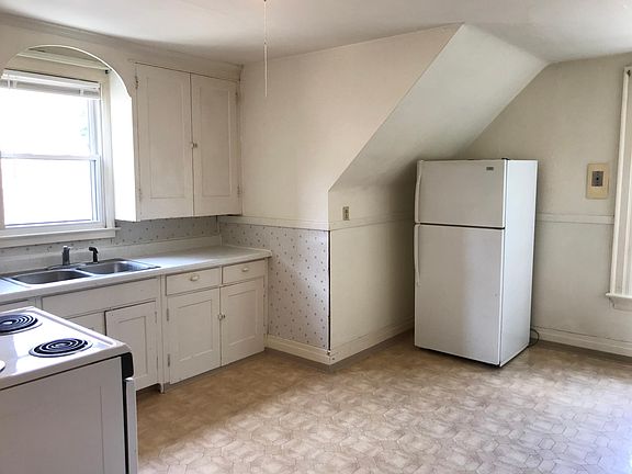 2nd image of 198 Bryant St #5