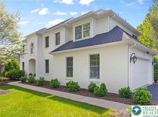 6221 Sauterne Dr, Macungie, PA 18062