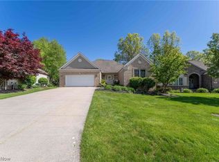 395 White Spruce Dr, Macedonia, OH 44056