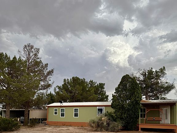 3rd image of 2 Arapaho Rd