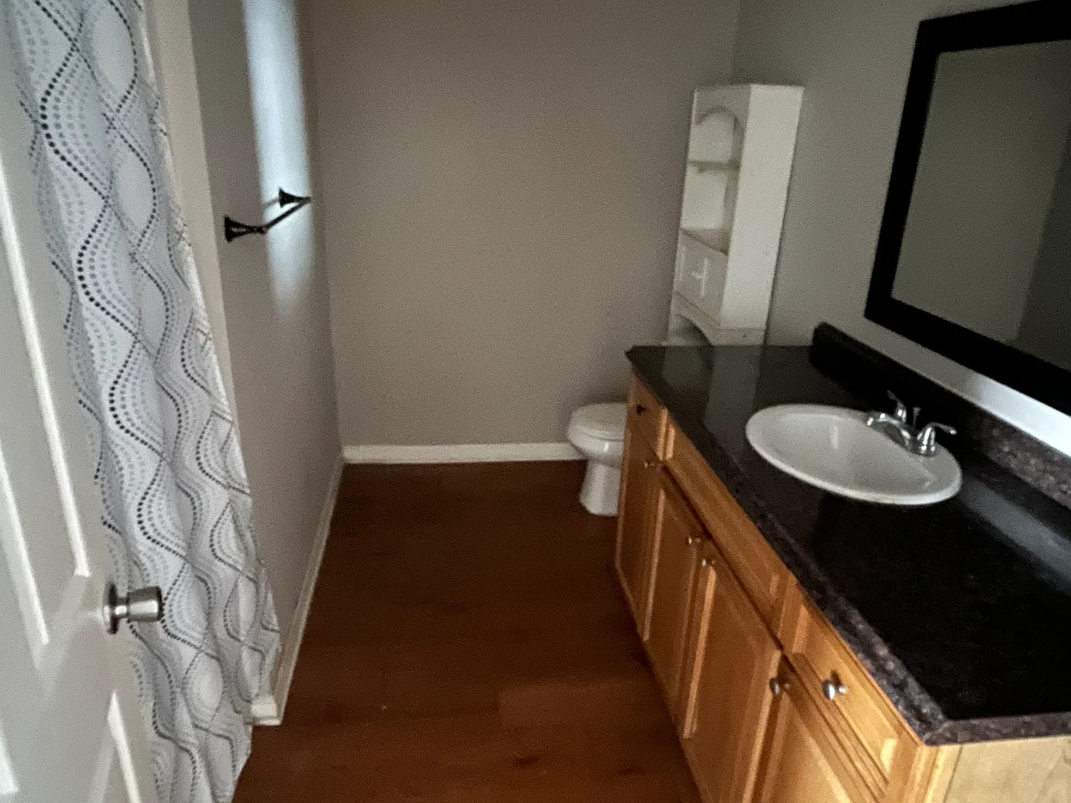 2 bed, 1000 sqft, $900 — Photo 2