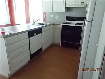 4th image of 7845 Pennsylvania Ave
