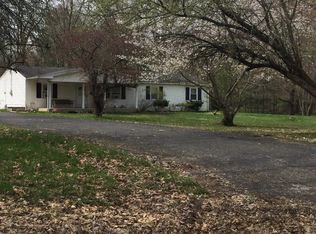 6335 Manila Rd, Goshen, OH 45122