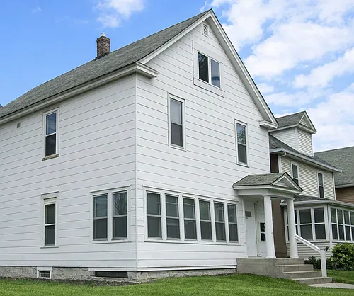 1303 E Hennepin Ave #1 Photo 1