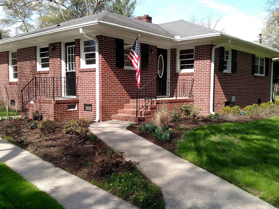 2nd image of 64 W Stephens St