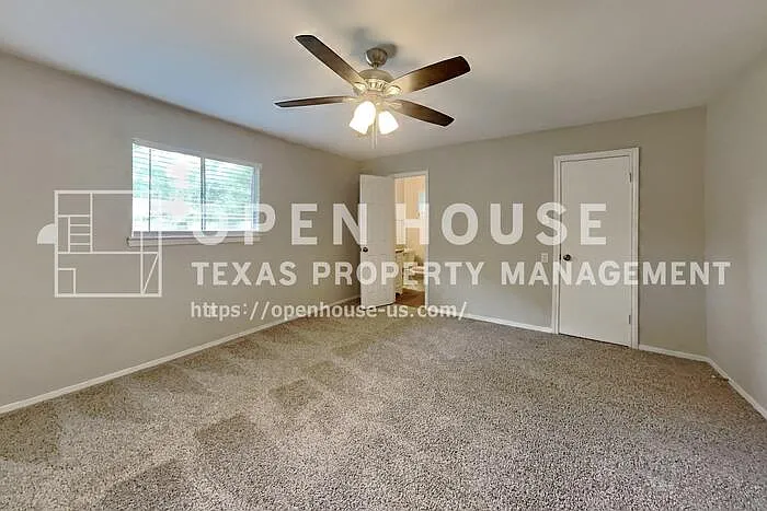 3419 Shadowcrest Ln — Photo 8