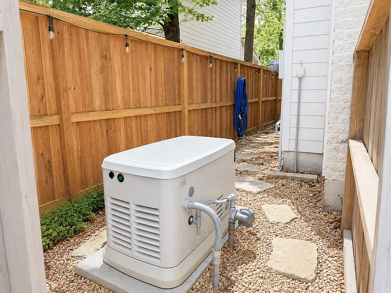 18 Doeskin Pl — Photo 47