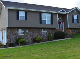 500 Misty Ridge Ln, Ringgold, GA 30736