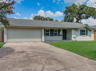 9410 Highmeadow Dr, Houston, TX 77063