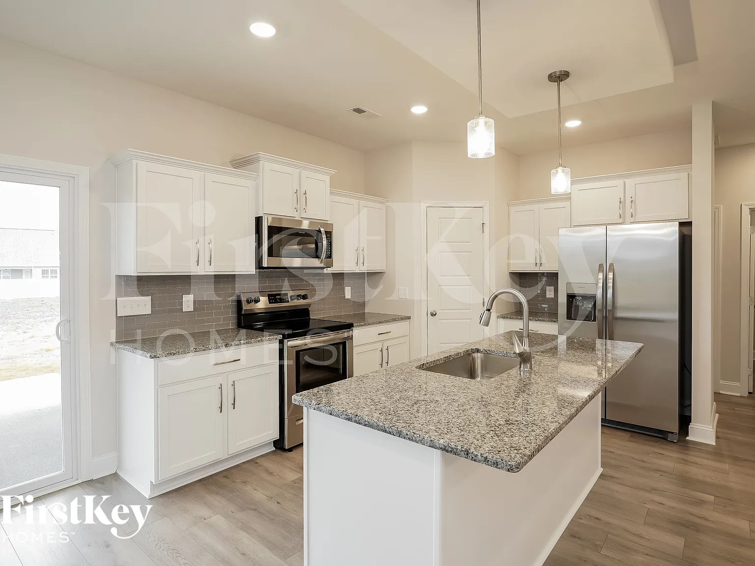 4 bed, 2.5 bath, 2081 sqft, $2,155 — Photo 4
