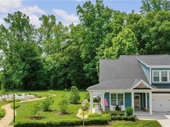 144 Creek Front Ln, Suffolk, VA 23435