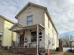 422 E Division St, New Castle, PA