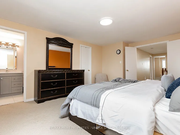 25 Pine Gate Pl — Photo 24
