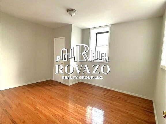 3rd image of 311-312 Mount Prospect Ave #2L