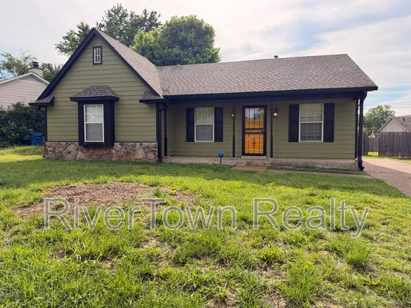 4625 Crestfield Rd, Millington, TN 38053