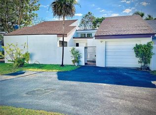 8541 Franjo Rd, Cutler Bay, FL 33189