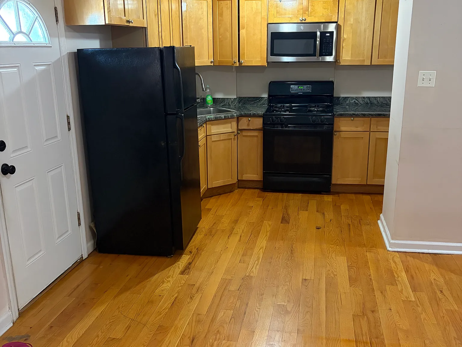 2 bed, $2,250 — Photo 3