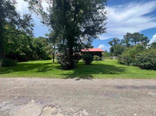 435 Lee St, Bridge City, TX 77611
