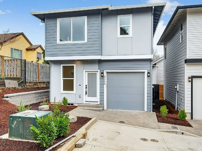 4059 SW McKinley St — Photo 4