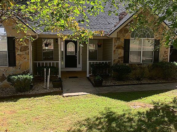 3rd image of 7157 Cedar Hill Dr
