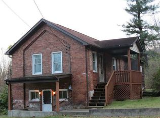 549 River Rd, Perryopolis, PA 15473