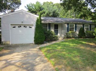 24 Foxborough Rd, Ocean View, NJ 08230