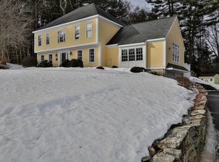 15 Gristmill Ln, Northborough, MA 01532