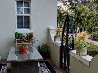 8209 NW 8th Way, Boca Raton, FL 33487