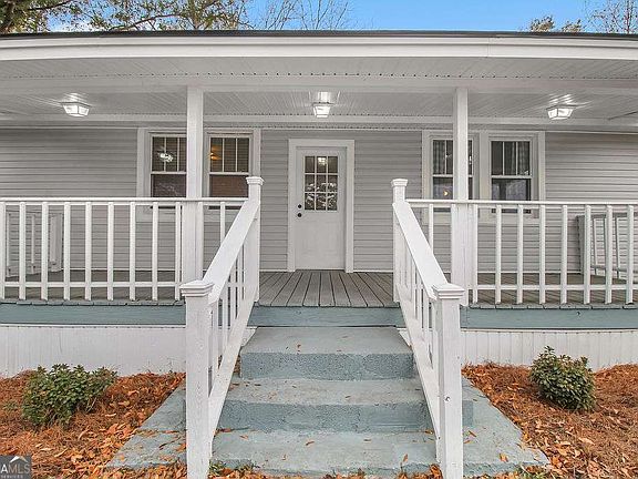 2nd image of 373 S Main St