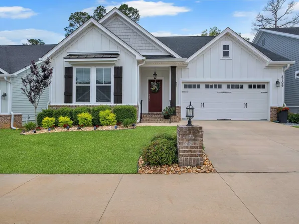 5709 Village Ridge Ln, Tallahassee, FL 32312
