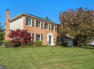 2208 Halter Ln, Reston, VA 20191
